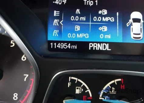 2015 Ford Focus Se z USA, uszkodzony, nr VIN 1FADP3F2XFL376578